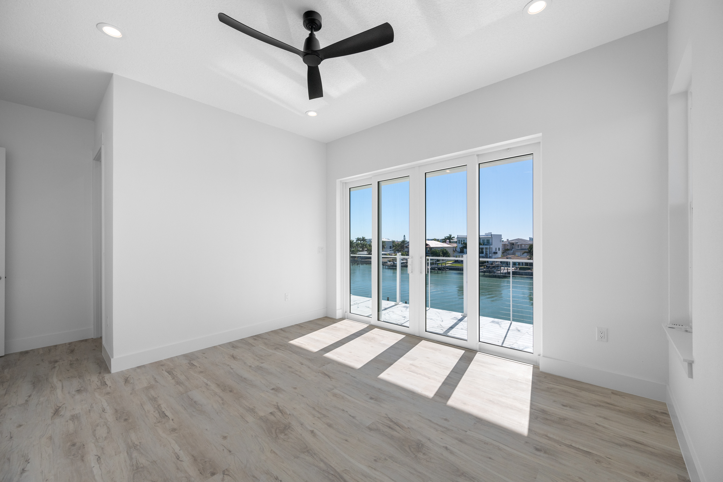 Treasure Island, Florida, 33706, United States, 6 Bedrooms Bedrooms, ,6 BathroomsBathrooms,Residential,For Sale,2032773
