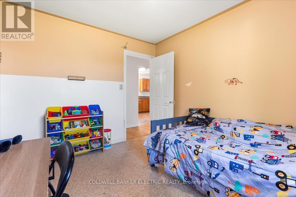 PRINCE EDWARD COUNTY (AMELIASBURG WARD), Ontario, K0K 1A0, CA, 5 Bedrooms Bedrooms, ,2 BathroomsBathrooms,Residential,For Sale,1867641