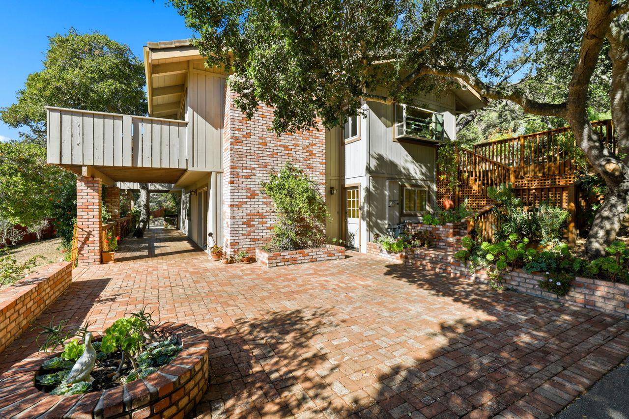 Carmel Valley, California, 93924, United States, 4 Bedrooms Bedrooms, ,3 BathroomsBathrooms,Residential,For Sale,1991028