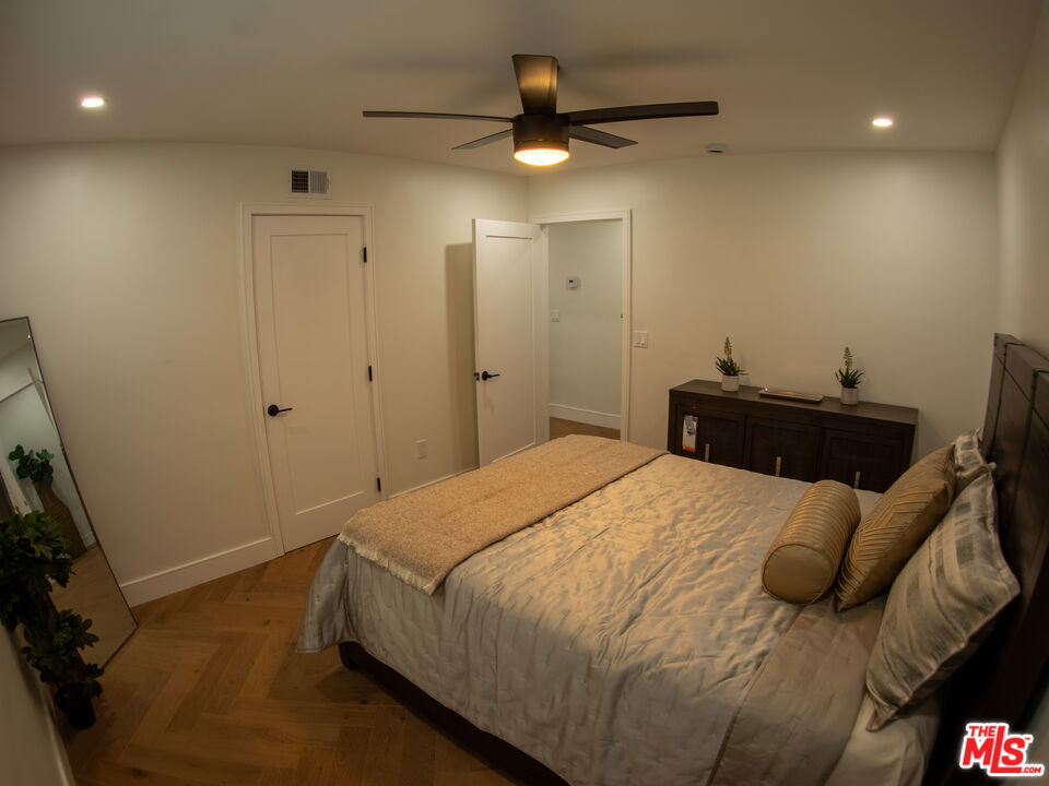 Duarte, California, 91010, United States, 6 Bedrooms Bedrooms, ,3 BathroomsBathrooms,Residential,For Sale,1836068