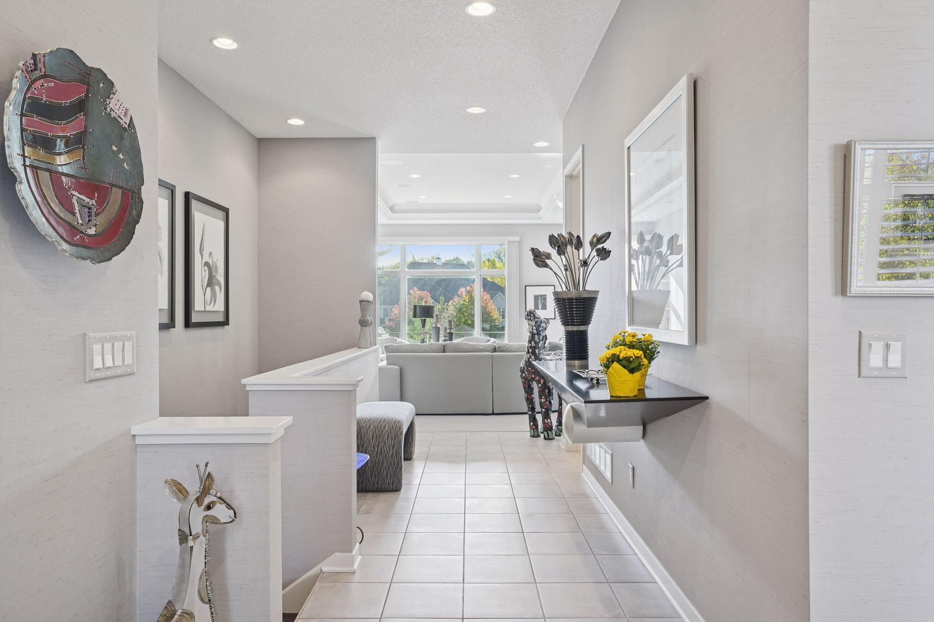 Lilydale, Minnesota, 55118, United States, 3 Bedrooms Bedrooms, ,3 BathroomsBathrooms,Residential,For Sale,1989452