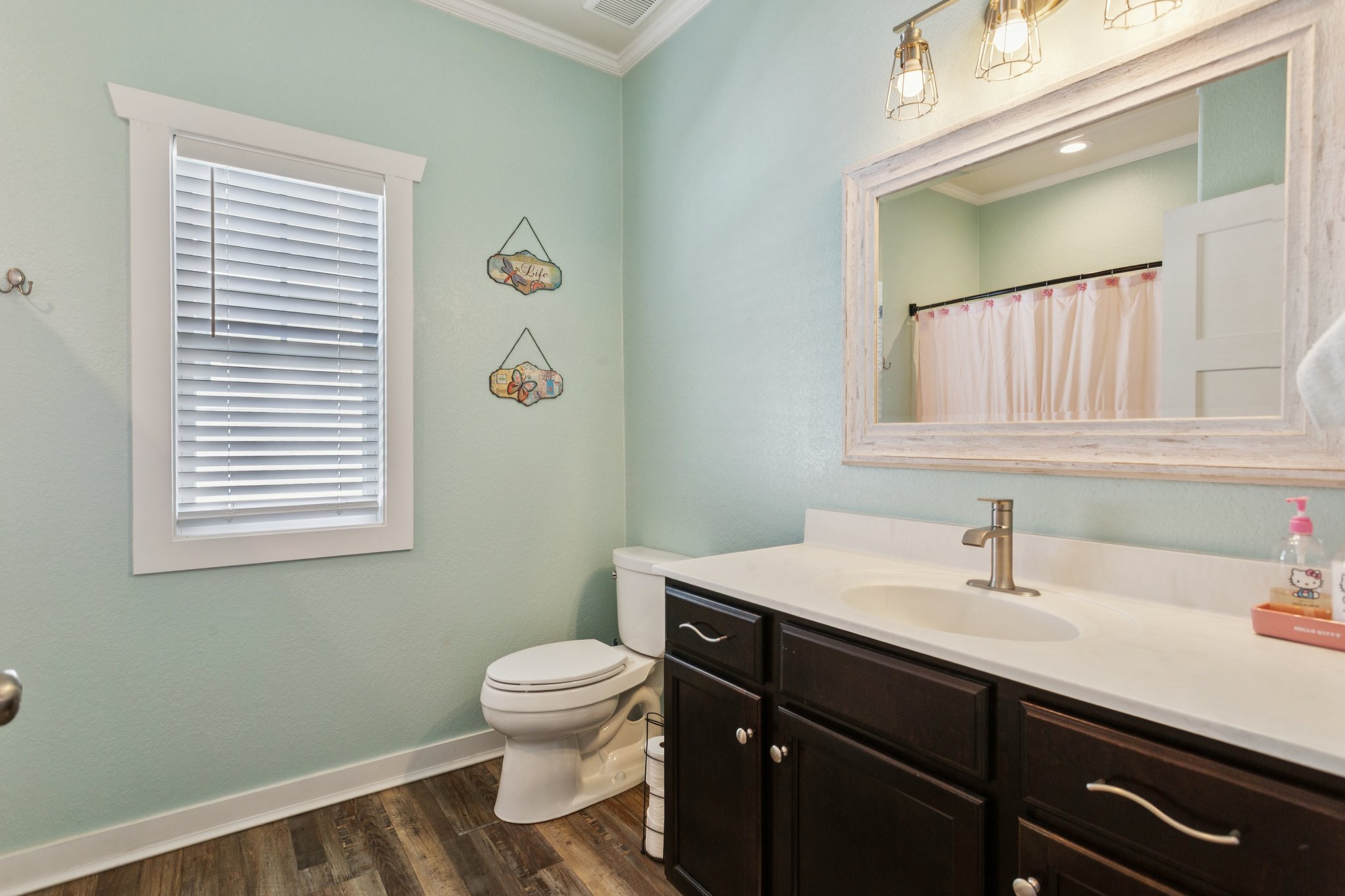 Chesapeake, Virginia, 23322, United States, 5 Bedrooms Bedrooms, ,3 BathroomsBathrooms,Residential,For Sale,1887948