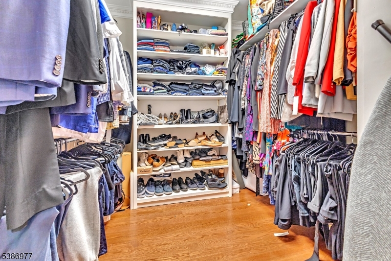 Montclair Twp., New Jersey, 07042, United States, 6 Bedrooms Bedrooms, ,6 BathroomsBathrooms,Residential,For Sale,1993497