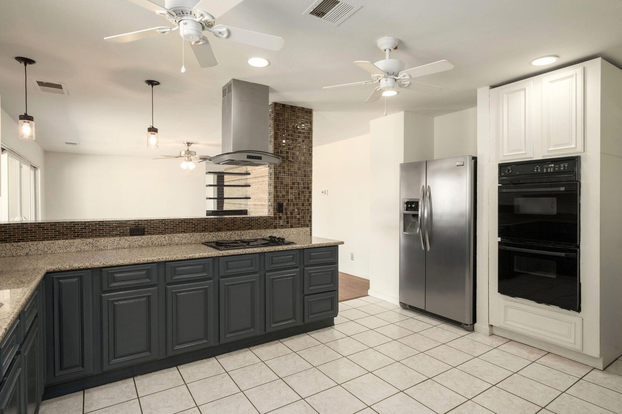 Madera, California, 93636, United States, 4 Bedrooms Bedrooms, ,3 BathroomsBathrooms,Residential,For Sale,1981366