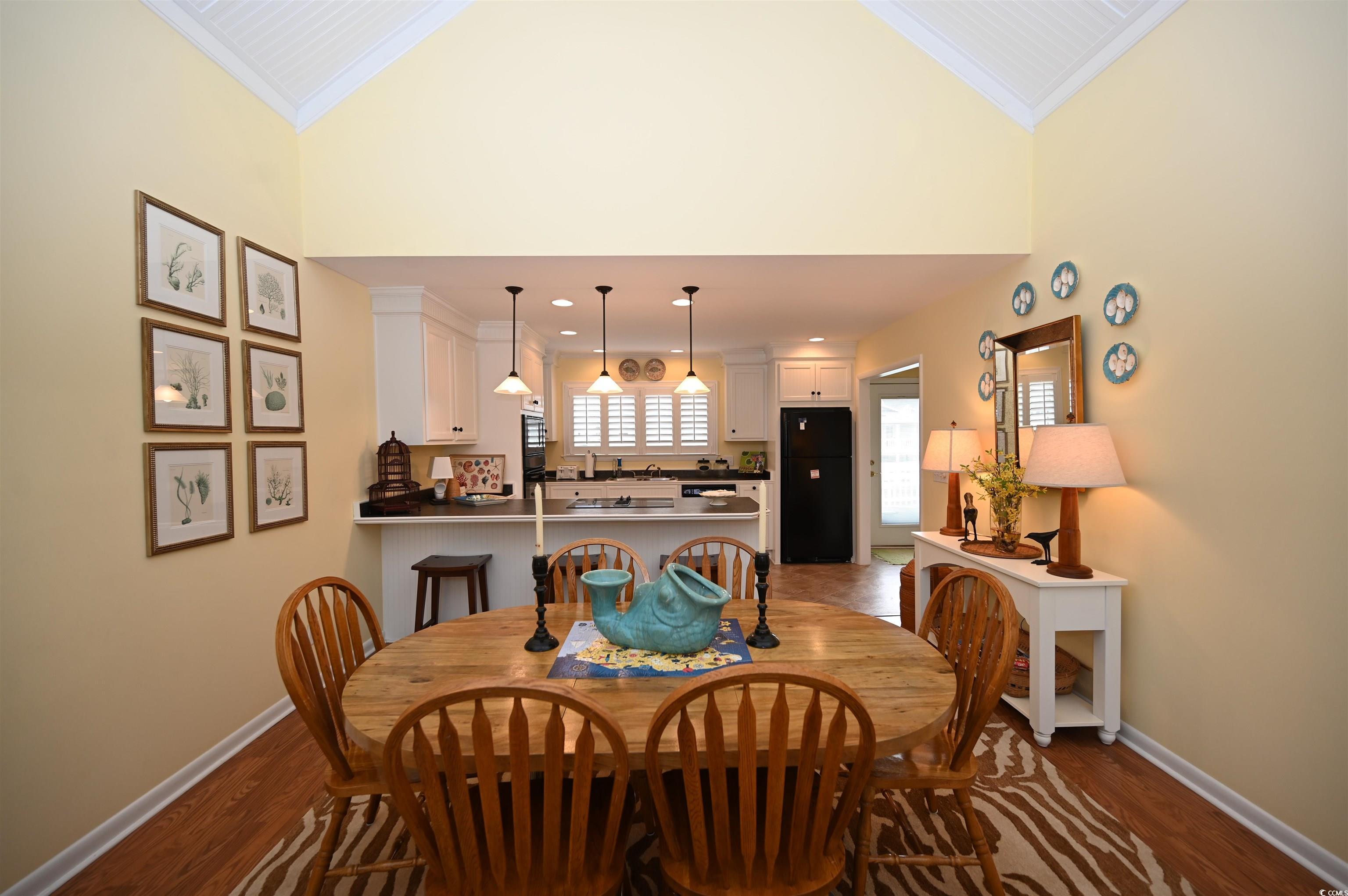 North Myrtle Beach, South Carolina, 29582, United States, 4 Bedrooms Bedrooms, ,2 BathroomsBathrooms,Residential,For Sale,1980166