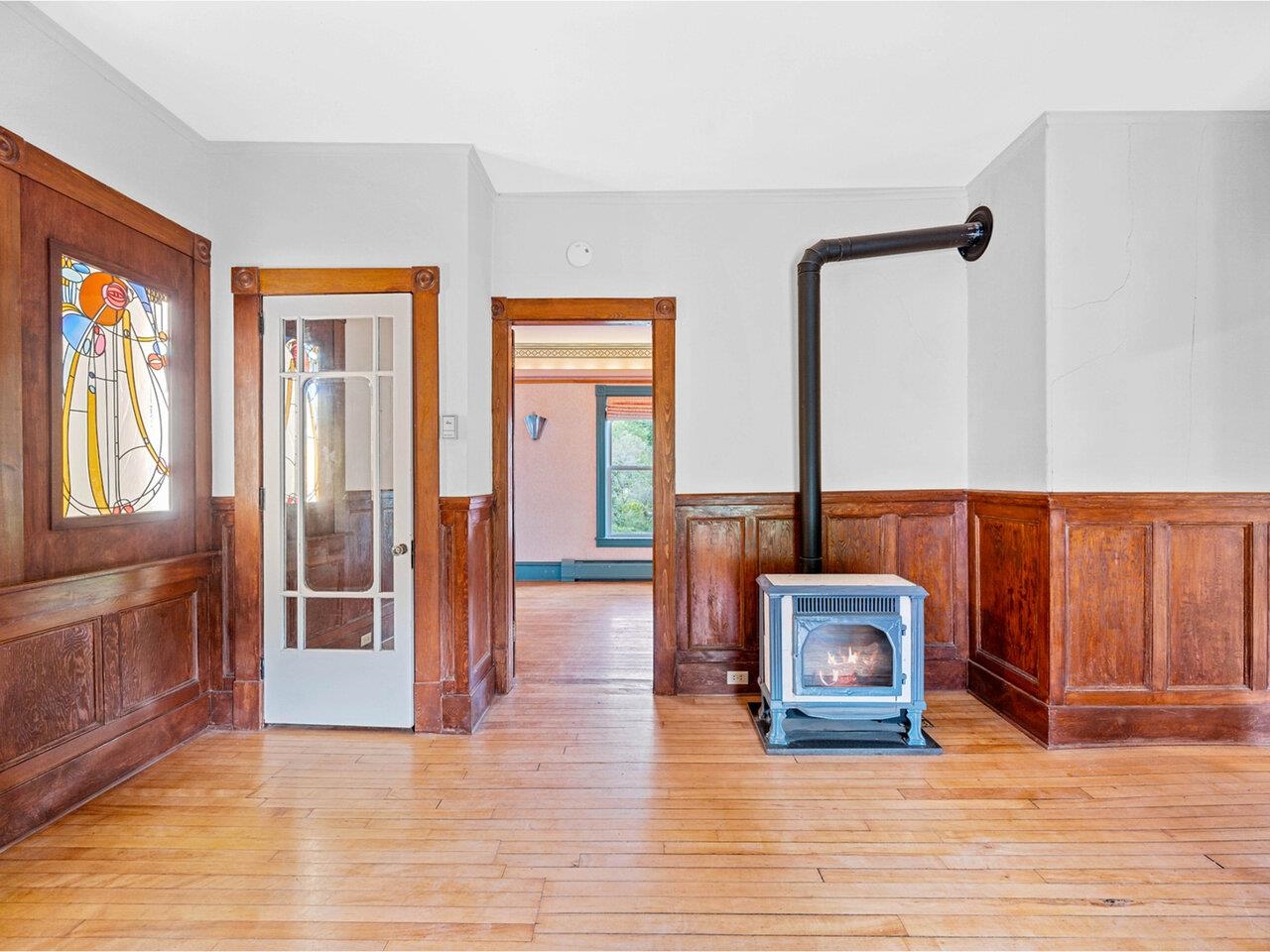 Montpelier, Vermont, 05602, United States, 3 Bedrooms Bedrooms, ,3 BathroomsBathrooms,Residential,For Sale,1900935