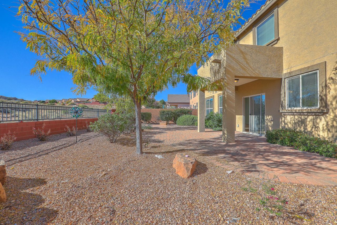 Rio Rancho, New Mexico, 87124, United States, 4 Bedrooms Bedrooms, ,3 BathroomsBathrooms,Residential,For Sale,1987621