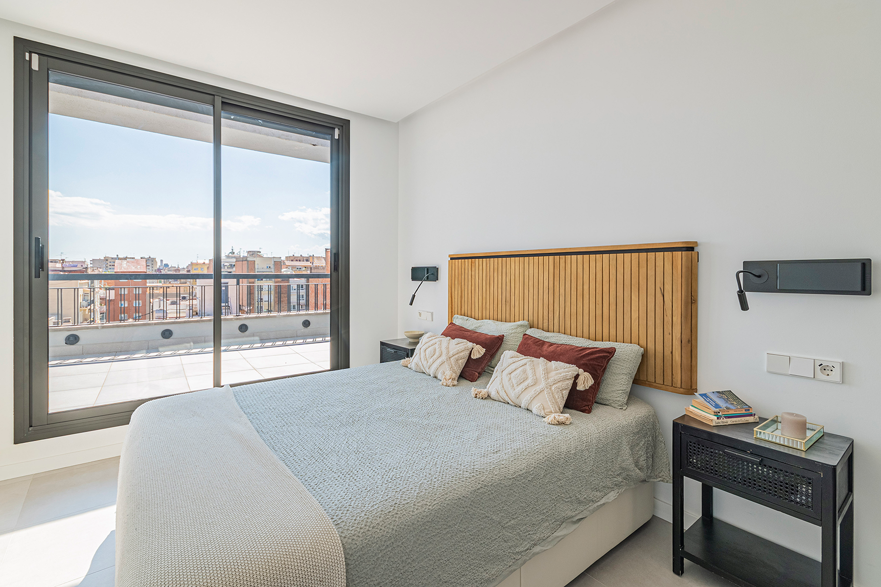  Renovated Penthouse with 2 terraces and views of the Sagrada Familia - 物件實景