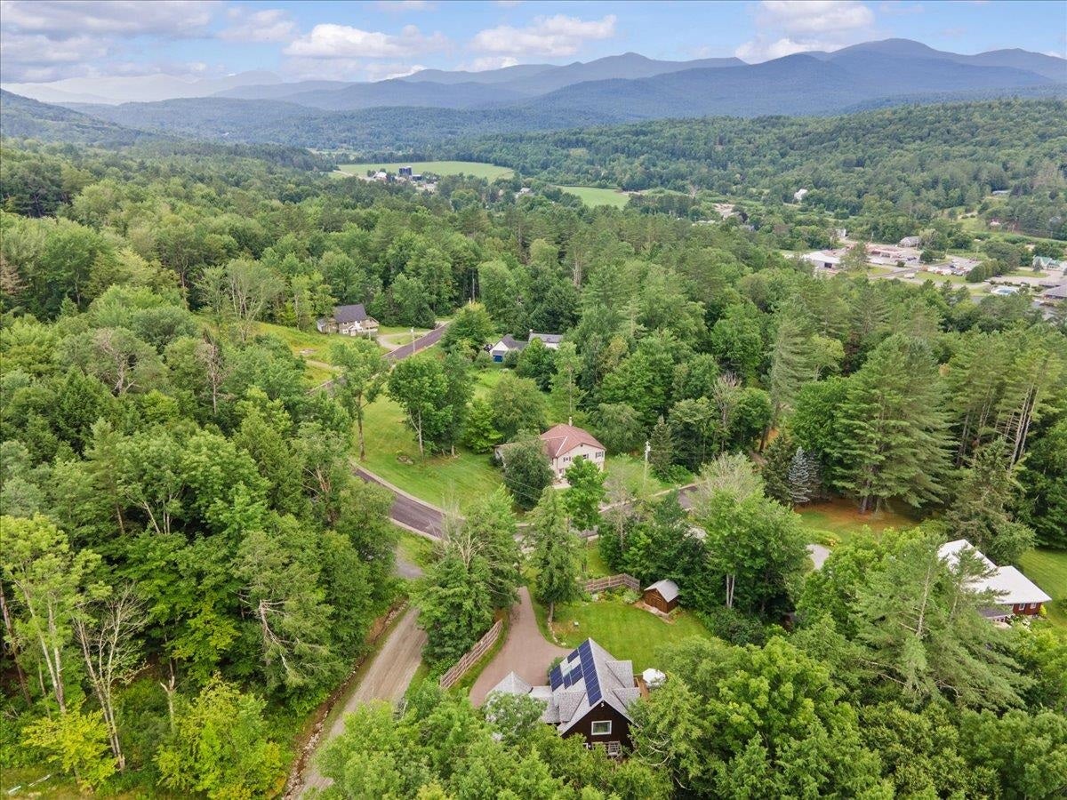 Stowe, Vermont, 05672, United States, 2 Bedrooms Bedrooms, ,1 BathroomBathrooms,Residential,For Sale,1908811
