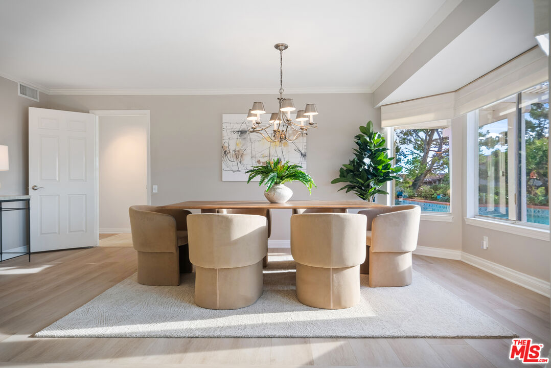 Malibu, California, 90265, United States, 4 Bedrooms Bedrooms, ,3 BathroomsBathrooms,Residential,For Sale,2001973