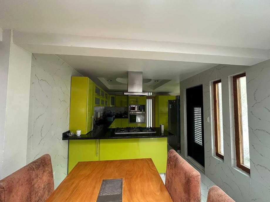 INSURGENTES, Metepec, Estado de méxico, 52172, Mexico, 4 Bedrooms Bedrooms, ,4 BathroomsBathrooms,Residential,For Sale,INSURGENTES,1628764