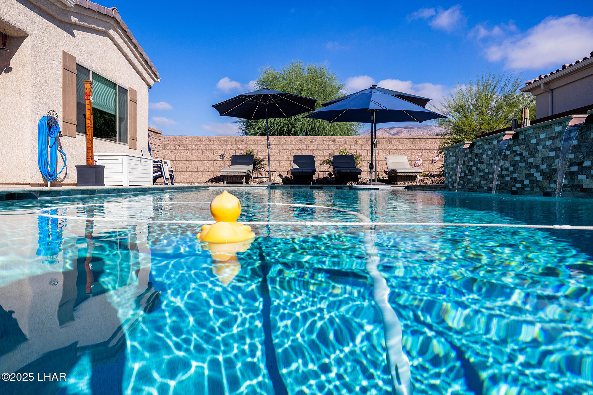 Lake Havasu City, Arizona, 86406, United States, 3 Bedrooms Bedrooms, ,1 BathroomBathrooms,Residential,For Sale,1998325