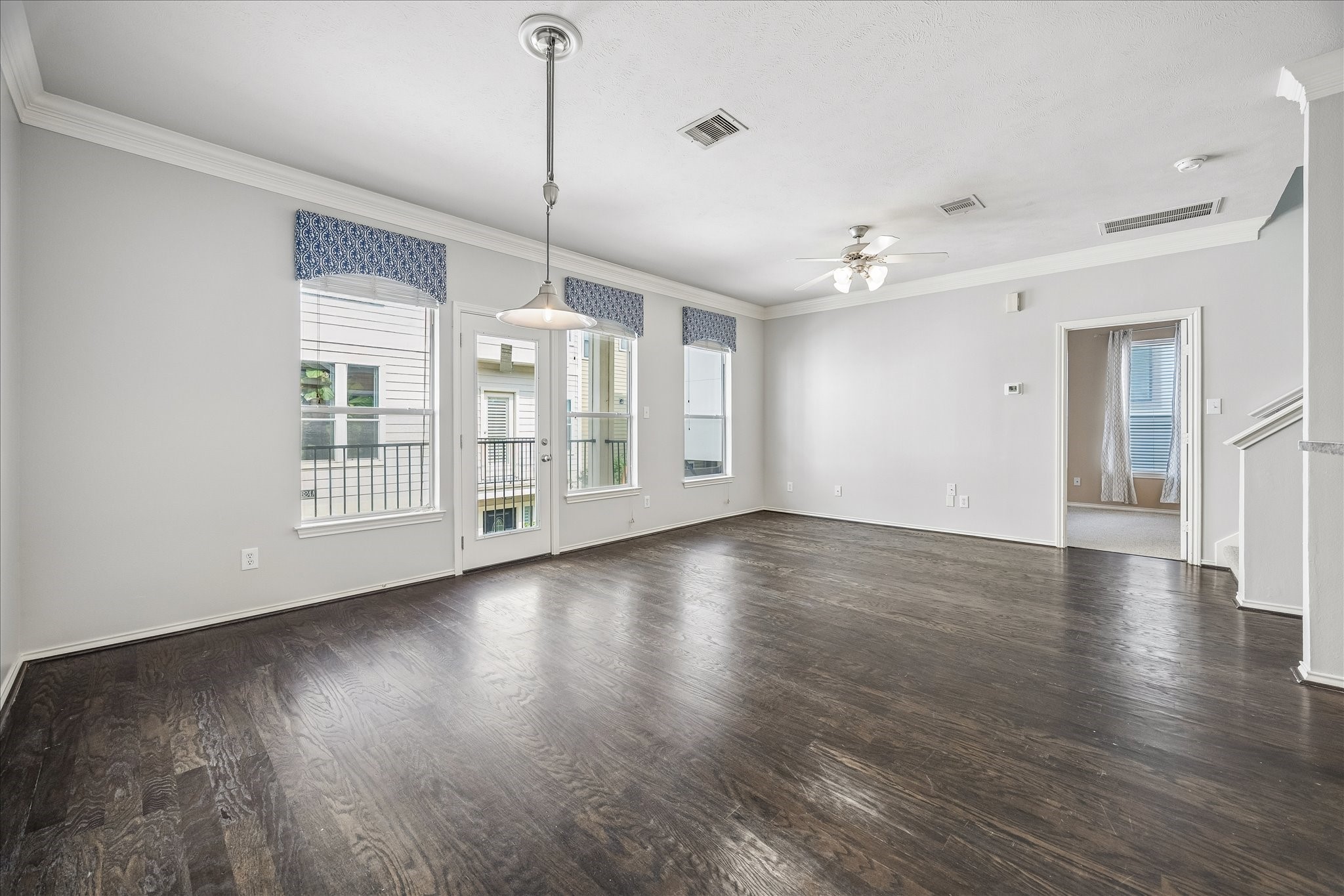  1624 W 25th Street B - 物件實景