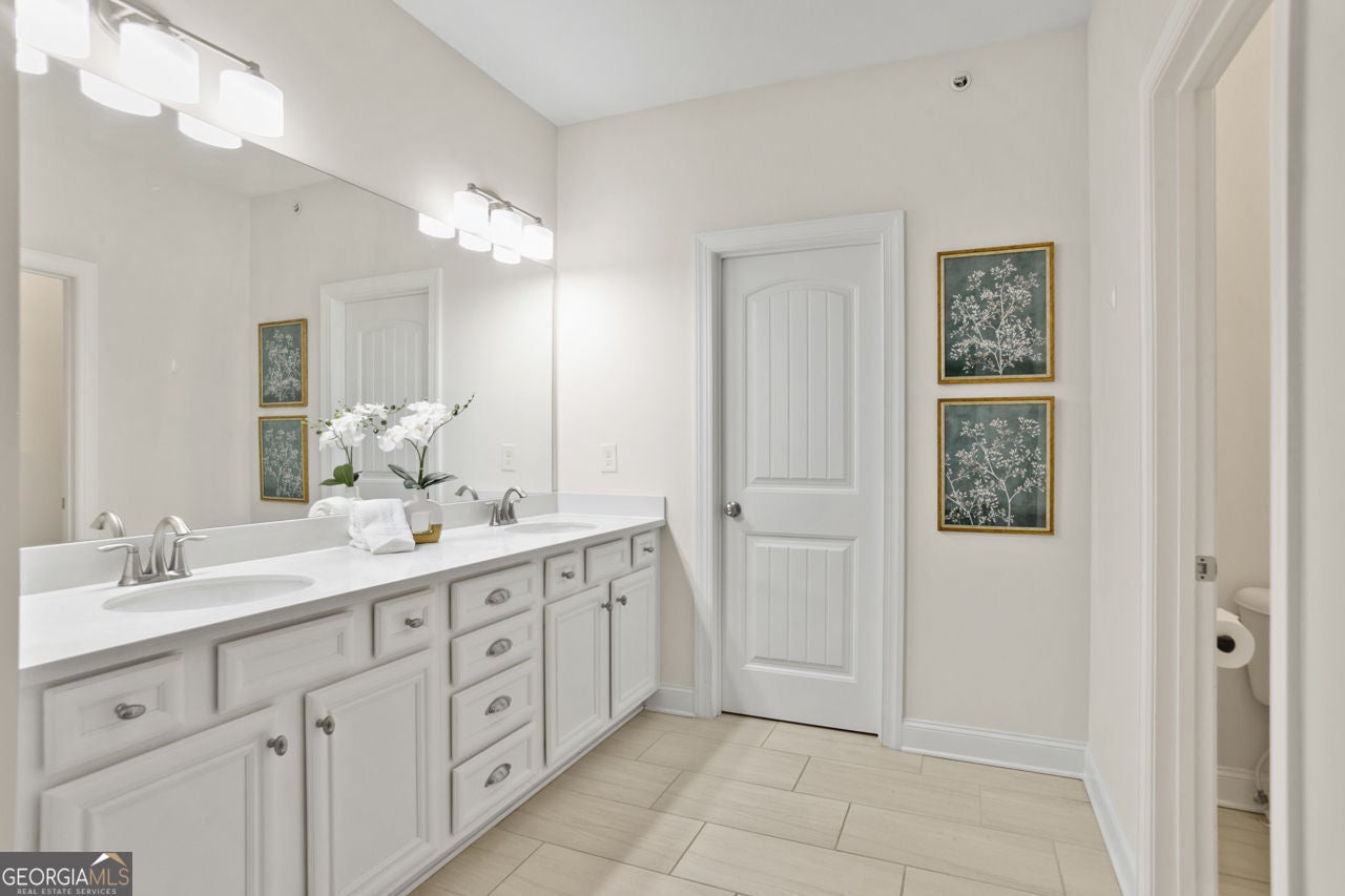 Marietta, Georgia, 30064, United States, 3 Bedrooms Bedrooms, ,4 BathroomsBathrooms,Residential,For Sale,1968342