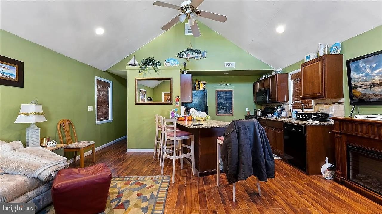 SEA ISLE CITY, New Jersey, 08243, United States, ,Residential,For Sale,1909738
