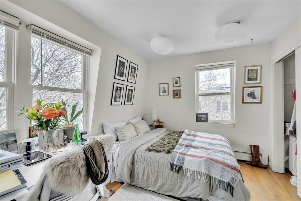 Cambridge, Massachusetts, 02138, United States, 20 Bedrooms Bedrooms, ,16 BathroomsBathrooms,Residential,For Sale,1898572