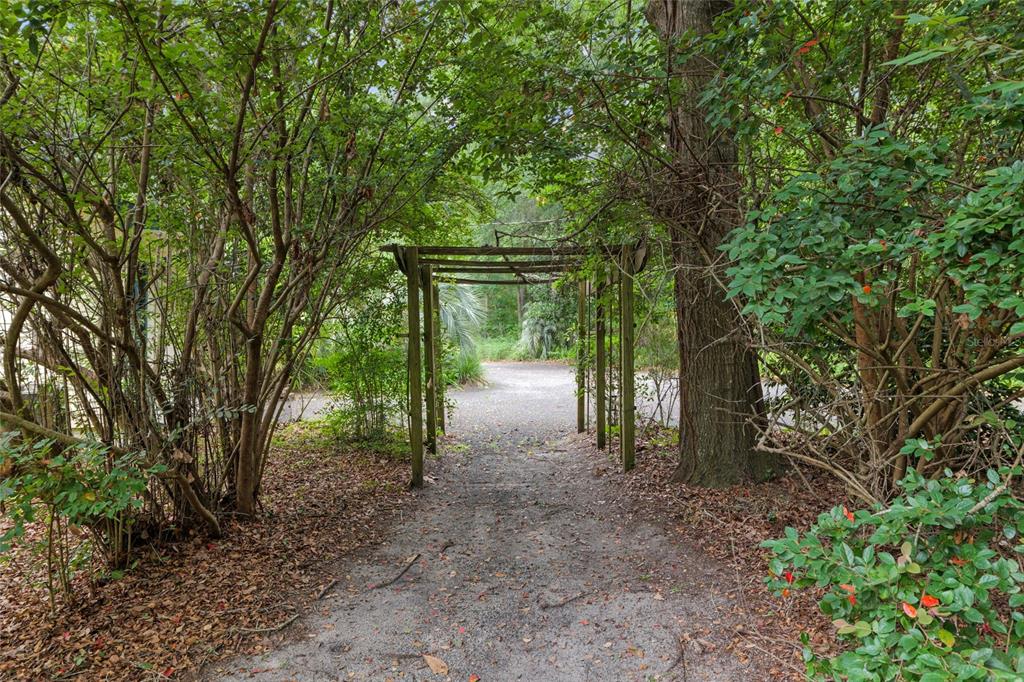 Newberry, Florida, 32669, United States, 3 Bedrooms Bedrooms, ,2 BathroomsBathrooms,Residential,For Sale,1847426