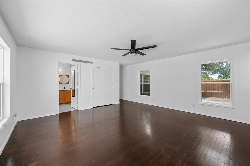 Waco, Texas, 76710, United States, 5 Bedrooms Bedrooms, ,4 BathroomsBathrooms,Residential,For Sale,1806319