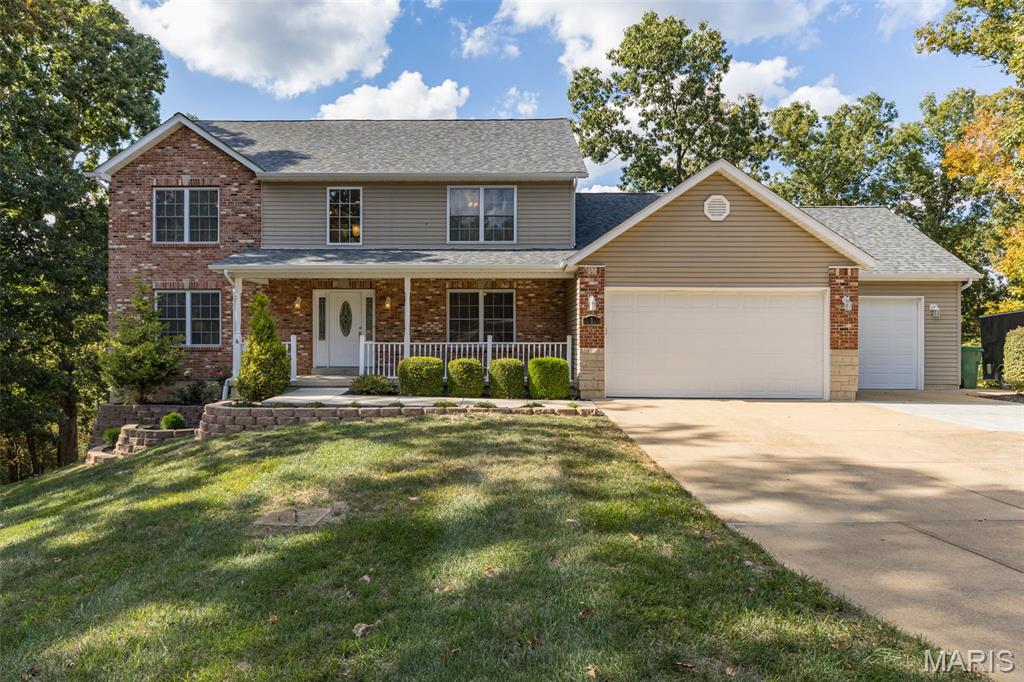 Festus, Missouri, 63028, United States, 4 Bedrooms Bedrooms, ,4 BathroomsBathrooms,Residential,For Sale,1954677