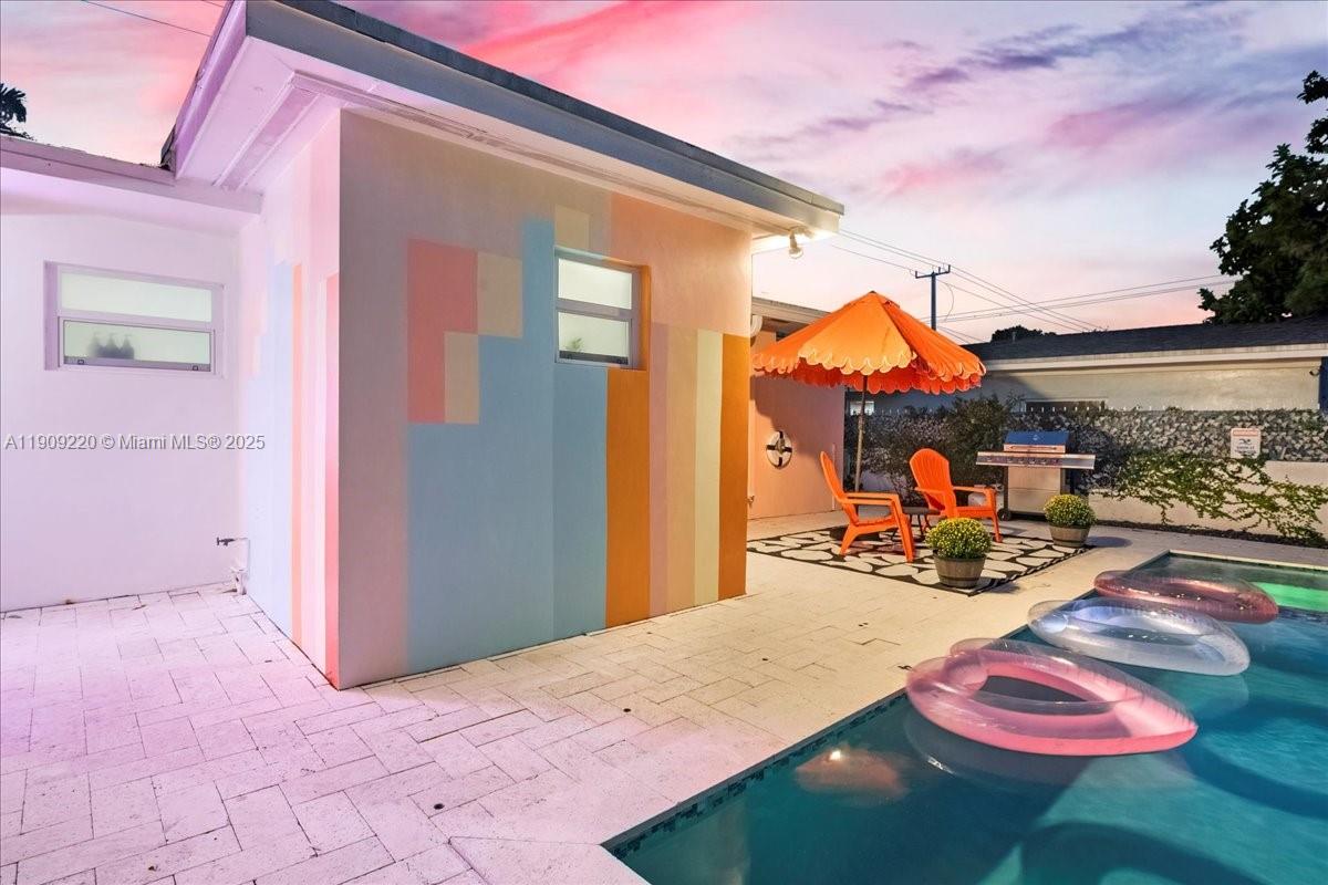 Miami, Florida, 33145, United States, 3 Bedrooms Bedrooms, ,2 BathroomsBathrooms,Residential,For Sale,1987524