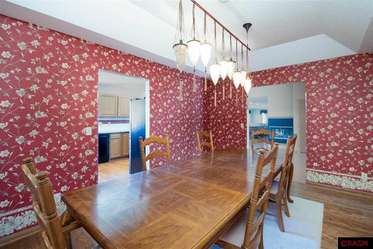 Lake Crystal, Minnesota, 56055, United States, 4 Bedrooms Bedrooms, ,3 BathroomsBathrooms,Residential,For Sale,1798331