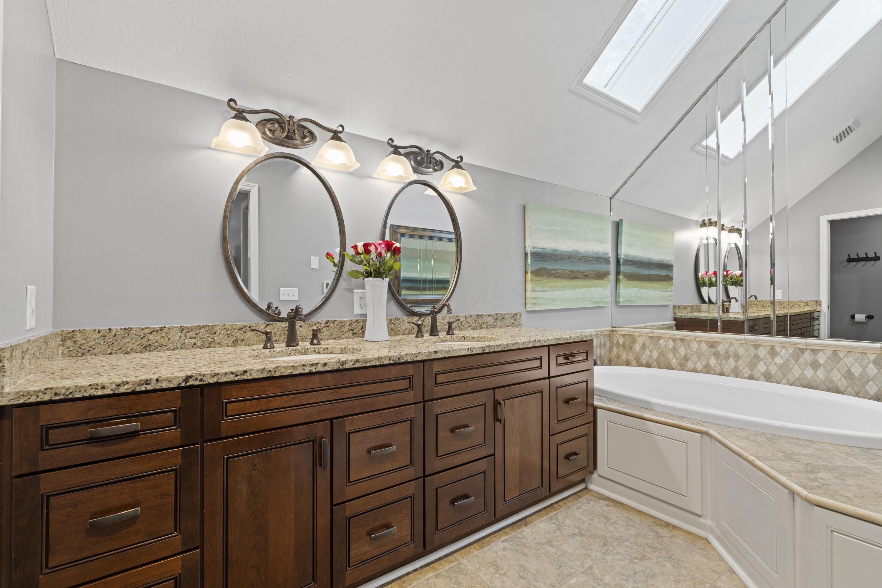 Columbus, Ohio, 43230, United States, 4 Bedrooms Bedrooms, ,4 BathroomsBathrooms,Residential,For Sale,1970472