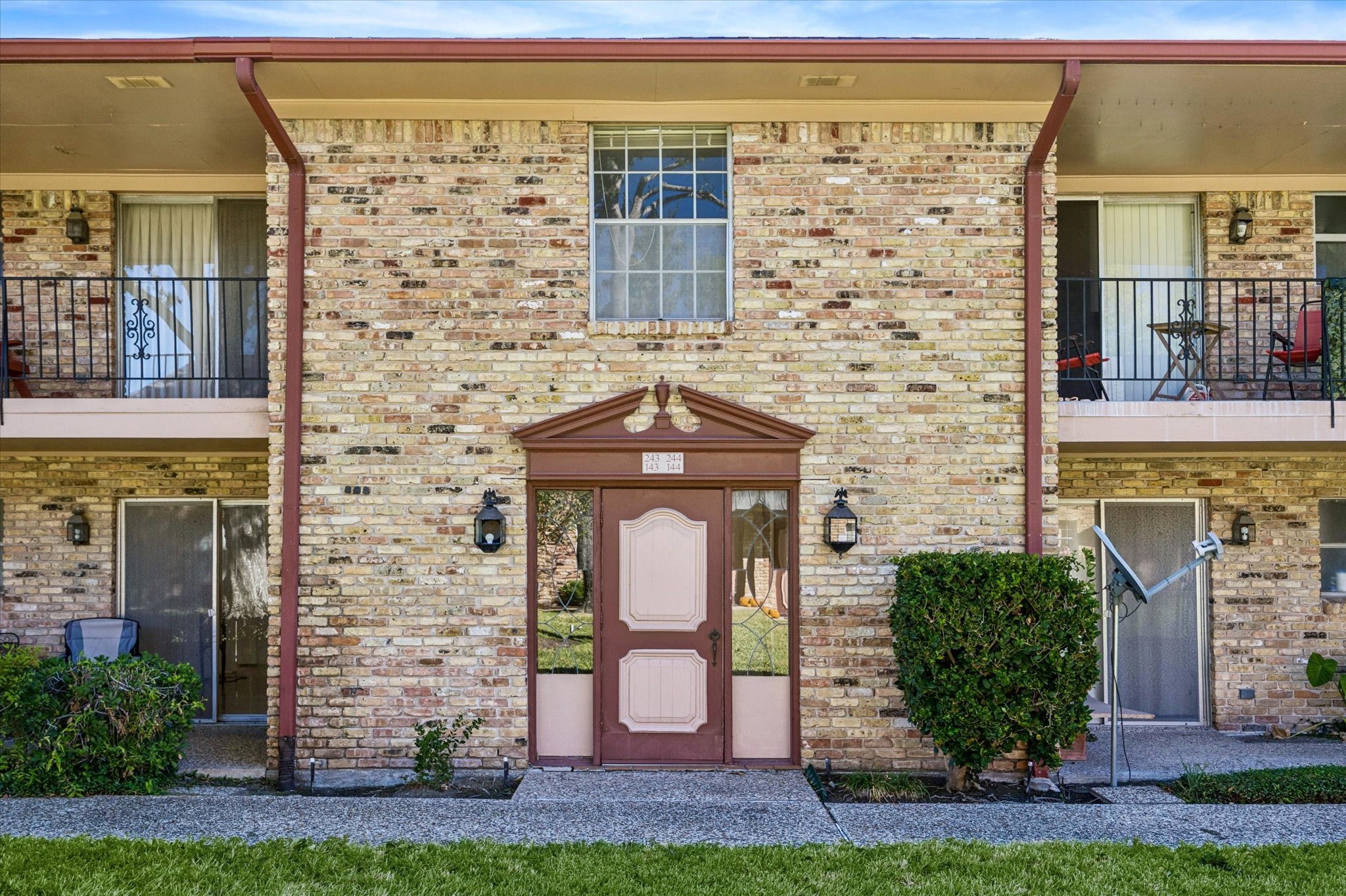  7600 Burgoyne Road #143 - 物件實景
