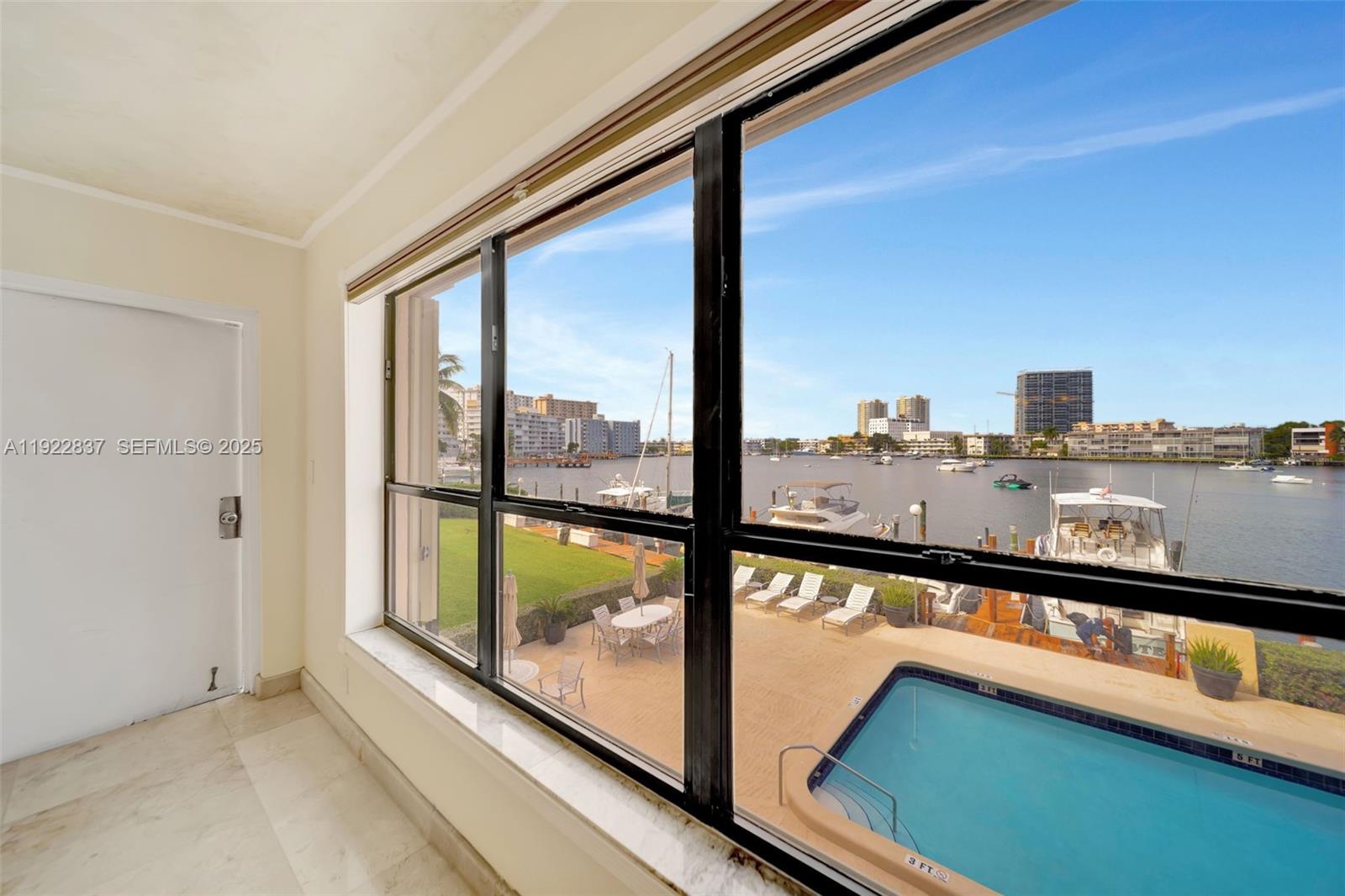 Hallandale Beach, Florida, 33009, United States, 2 Bedrooms Bedrooms, ,2 BathroomsBathrooms,Residential,For Sale,2001763