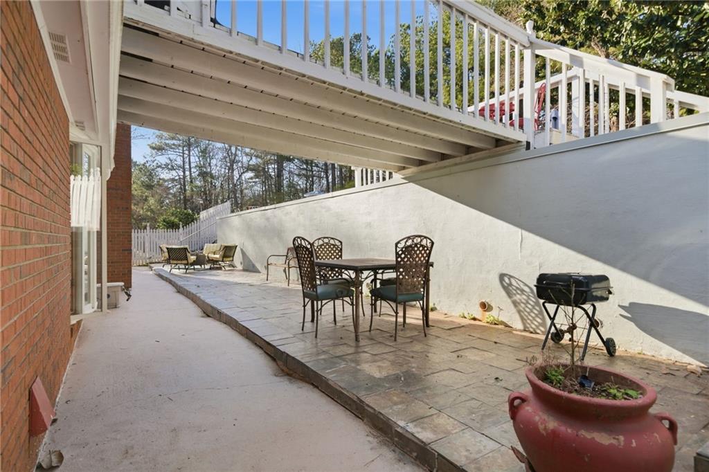 Cumming, Georgia, 30041, United States, 6 Bedrooms Bedrooms, ,5 BathroomsBathrooms,Residential,For Sale,2012319