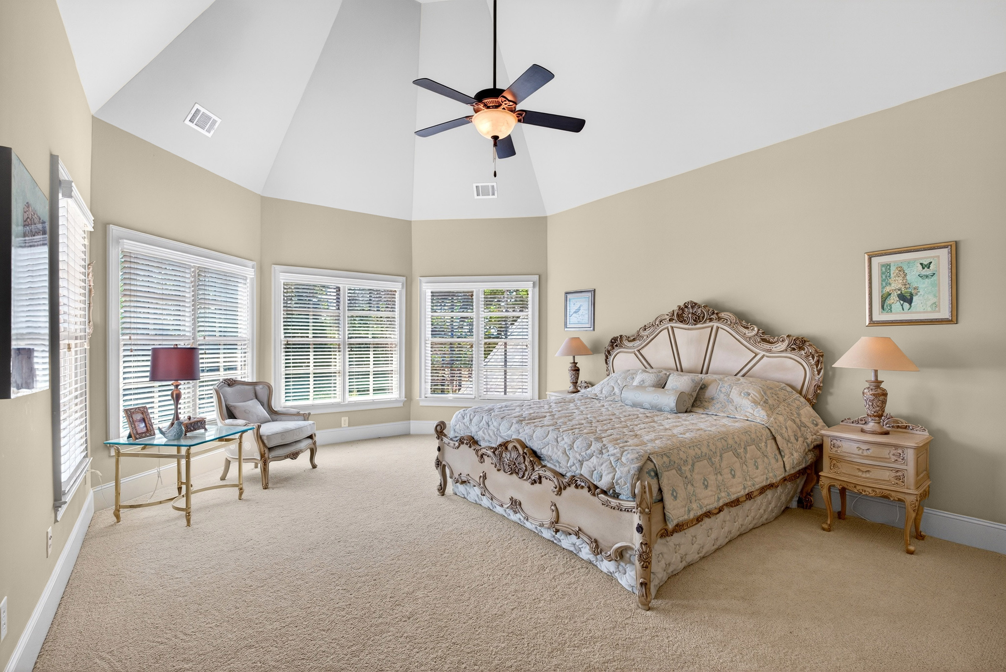  Luxury French Estate with Sweeping Golf Course Views - 物件實景