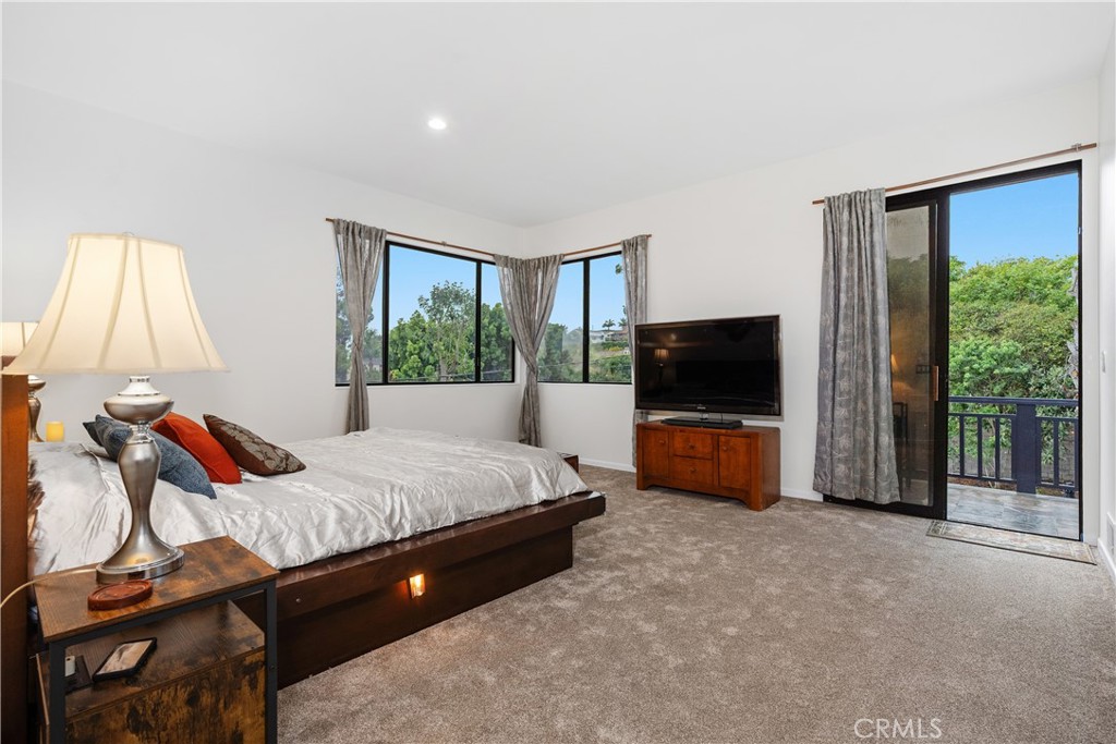 Manhattan Beach, California, 90266, United States, 5 Bedrooms Bedrooms, ,4 BathroomsBathrooms,Residential,For Sale,1993331