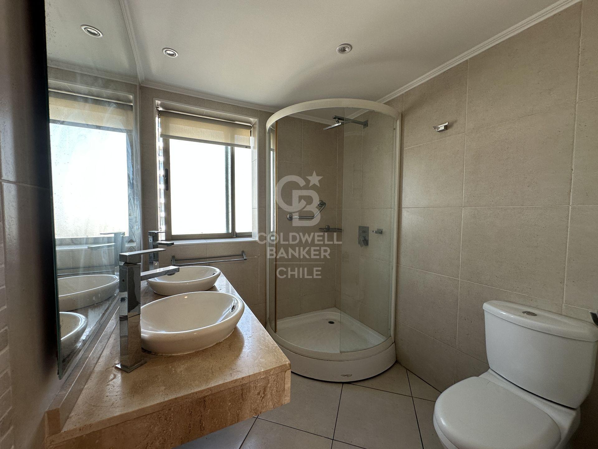 Viña Del Mar, Chile, 4 Bedrooms Bedrooms, ,4 BathroomsBathrooms,Residential,For Sale,1954964