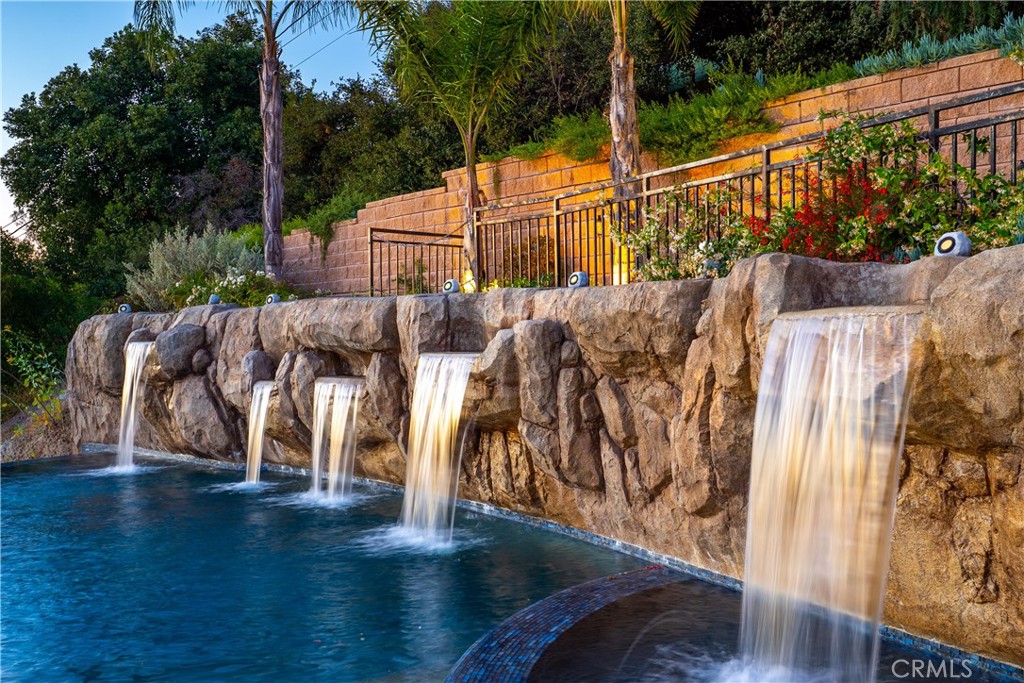 Calabasas, California, 91302, United States, 4 Bedrooms Bedrooms, ,4 BathroomsBathrooms,Residential,For Sale,1856479