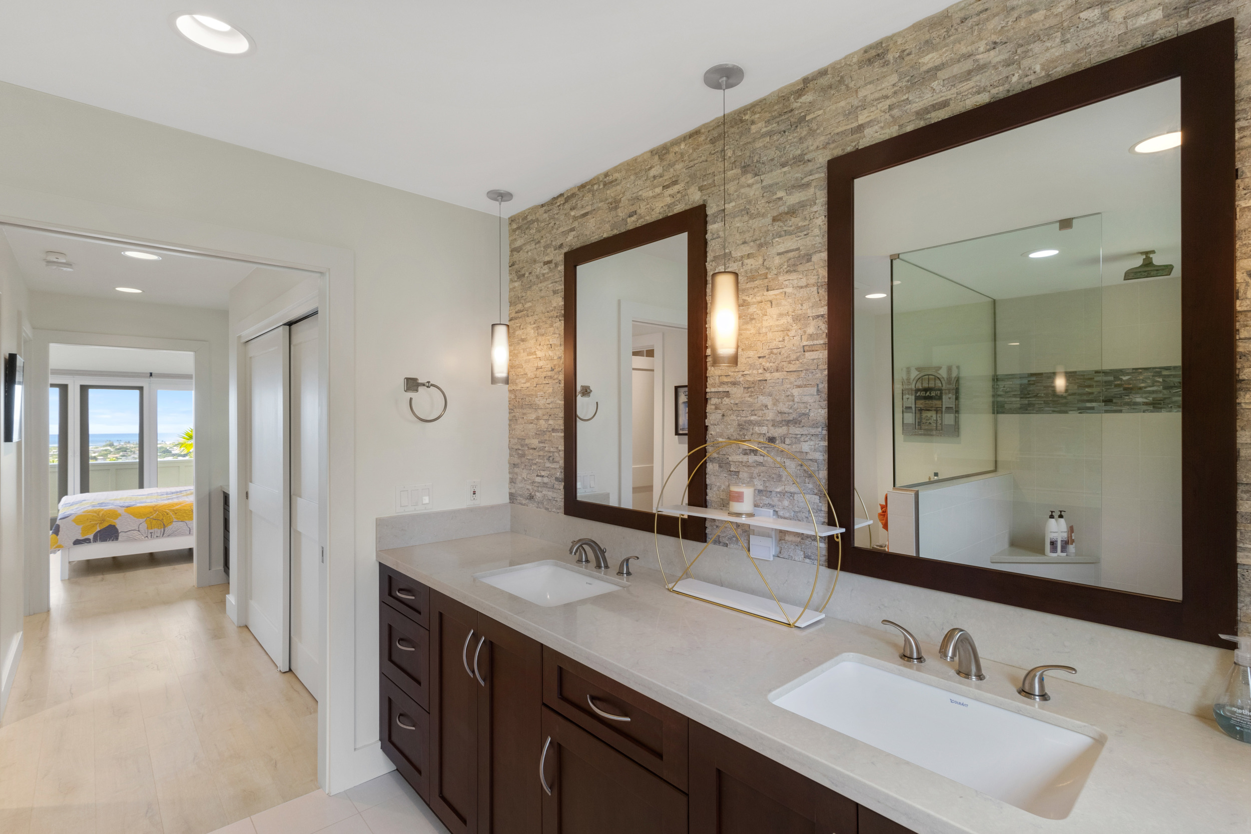 Honolulu, Hawaii, 96821, United States, 3 Bedrooms Bedrooms, ,3 BathroomsBathrooms,Residential,For Sale,1975355