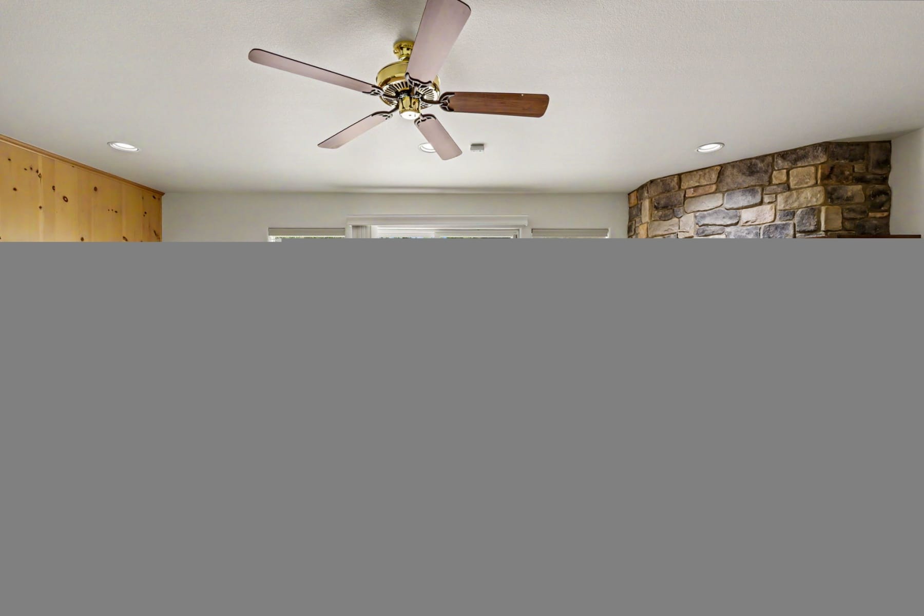  7833 Lower River Road Grants Pass, OR 97526 - 物件實景