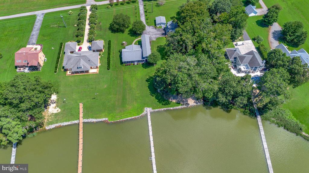 Hague, Virginia, 22469, United States, 4 Bedrooms Bedrooms, ,3 BathroomsBathrooms,Residential,For Sale,1944720
