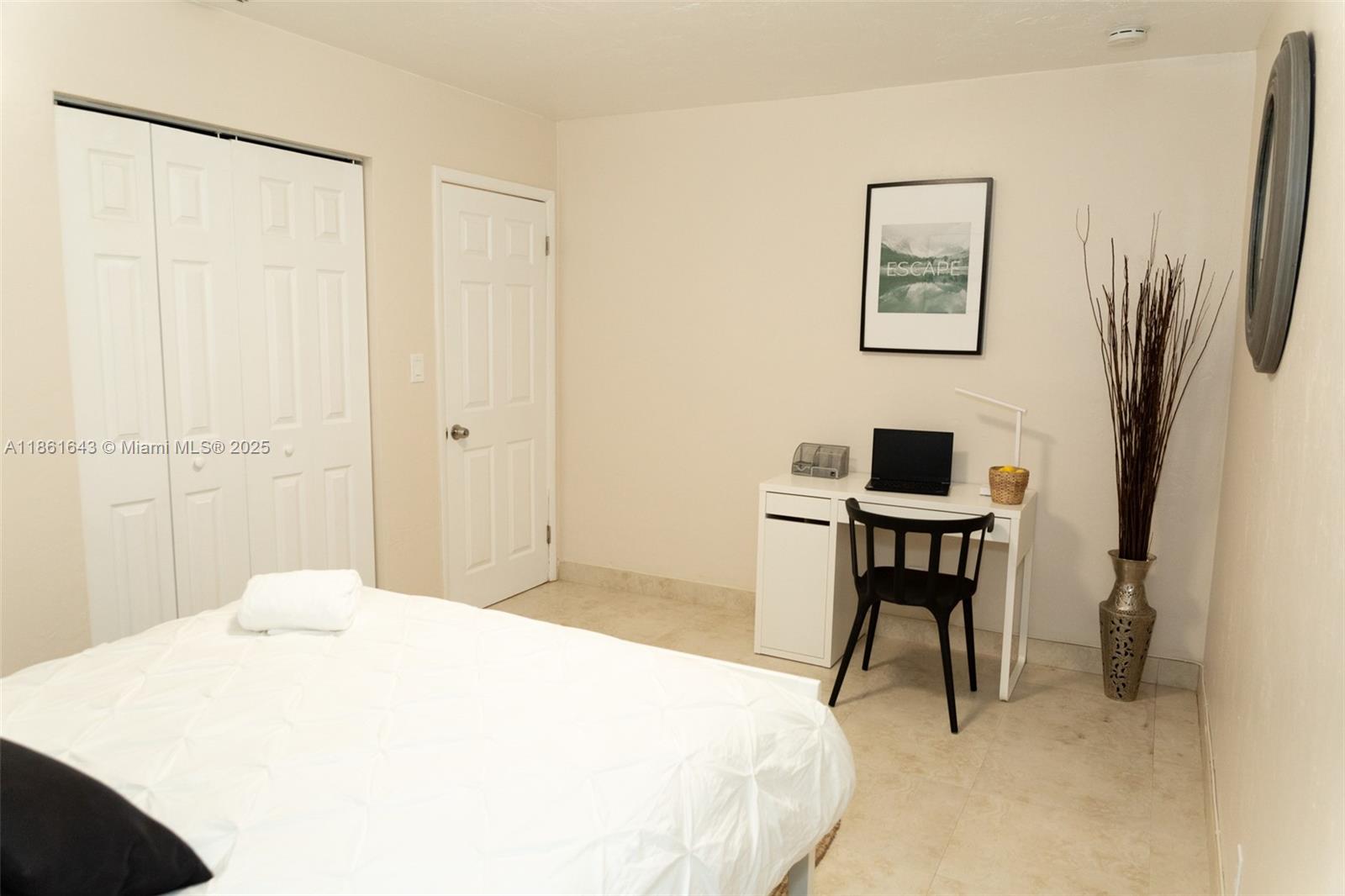 Dania Beach, Florida, 33004, United States, 3 Bedrooms Bedrooms, ,2 BathroomsBathrooms,Residential,For Sale,1926458