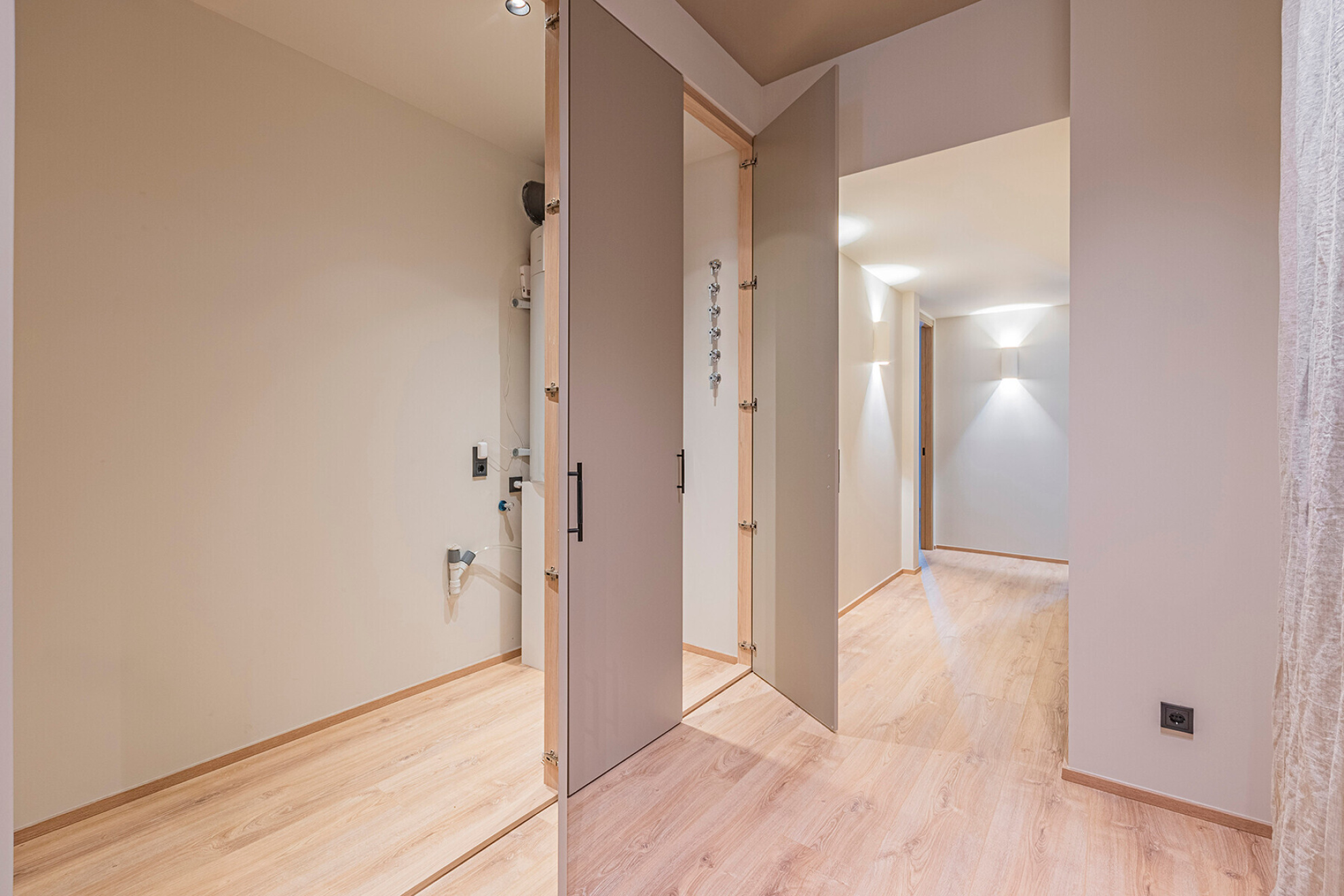  Refurbished modernist apartment in Eixample with luxury finishes - 物件實景