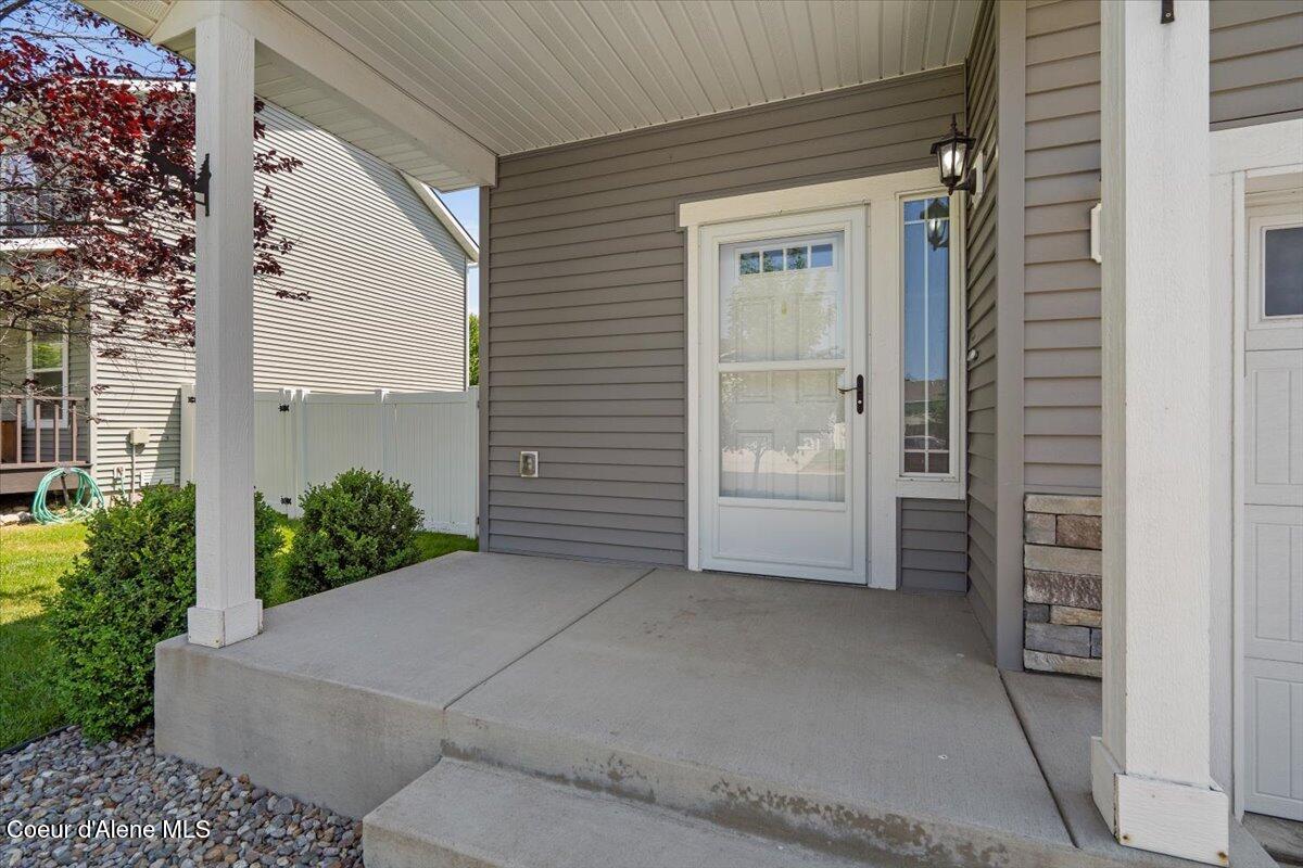 Post Falls, Idaho, 83854, United States, 4 Bedrooms Bedrooms, ,2 BathroomsBathrooms,Residential,For Sale,1969066