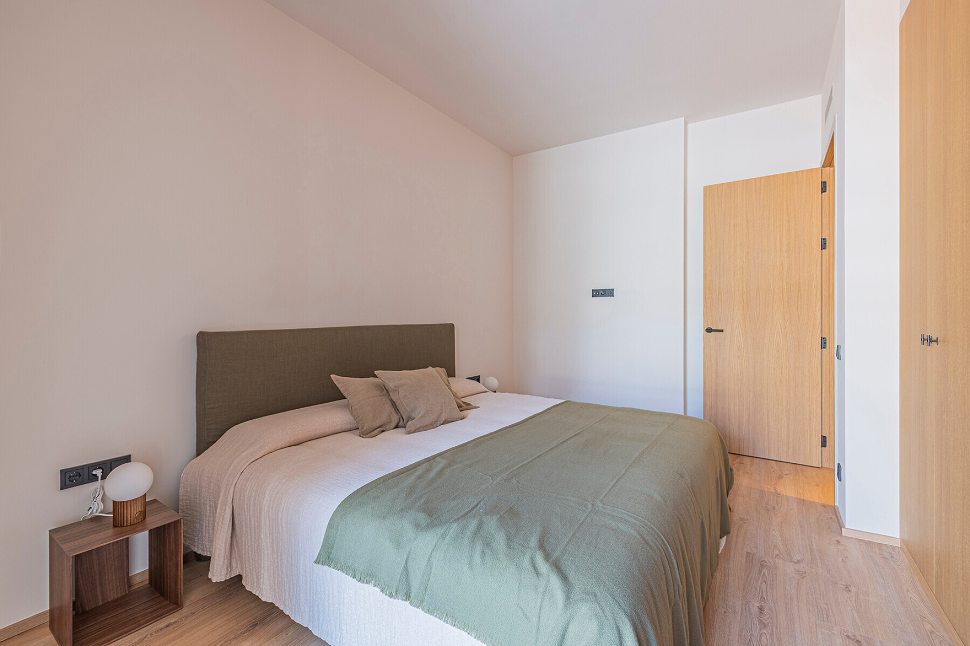  Refurbished modernist apartment in Eixample with luxury finishes - 物件實景