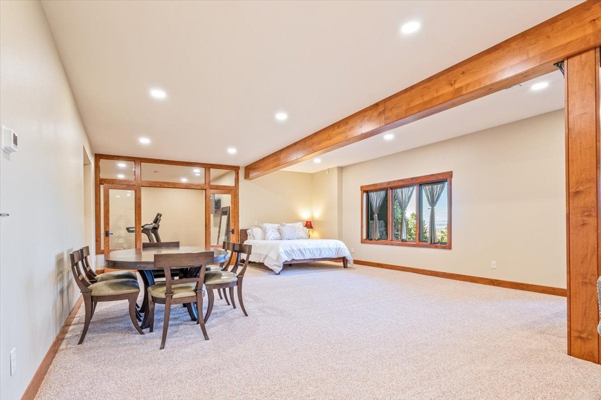 Clancy, Montana, 59634, United States, 6 Bedrooms Bedrooms, ,5 BathroomsBathrooms,Residential,For Sale,1873825