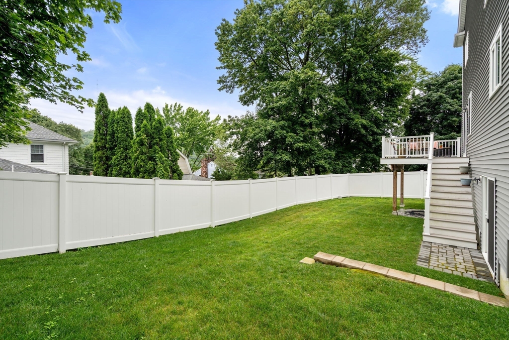 Waltham, Massachusetts, 02453, United States, 4 Bedrooms Bedrooms, ,5 BathroomsBathrooms,Residential,For Sale,1927253