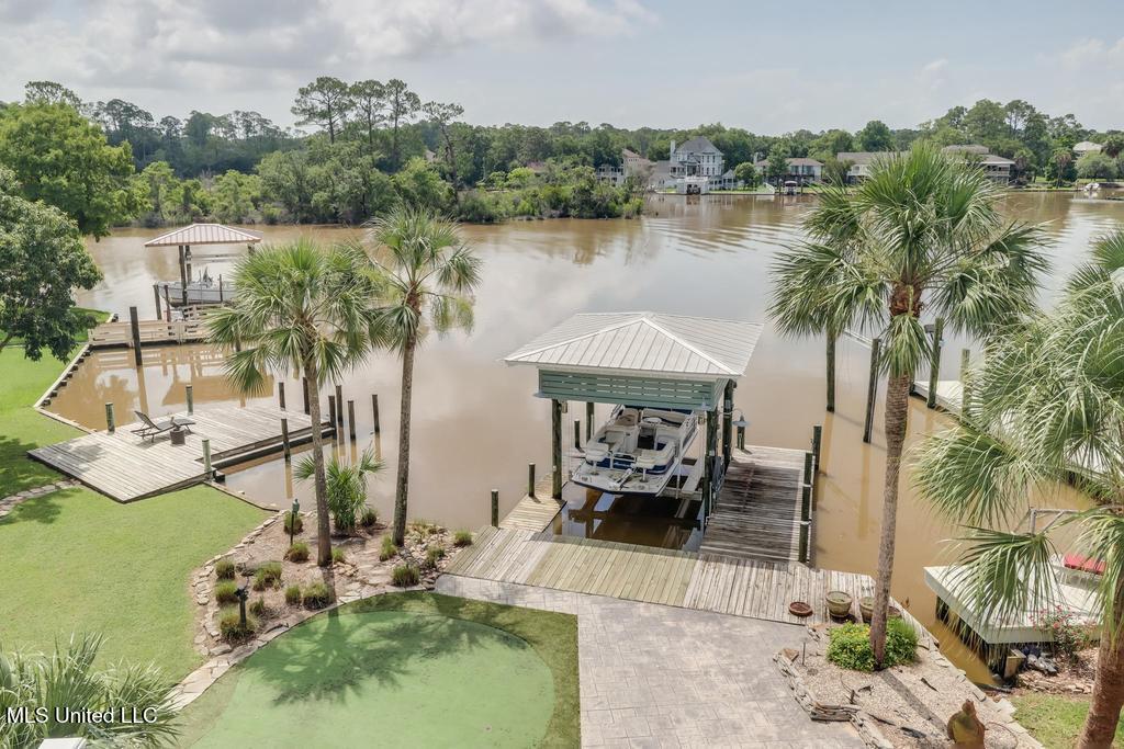 Gulfport, Mississippi, 39507, United States, 4 Bedrooms Bedrooms, ,3 BathroomsBathrooms,Residential,For Sale,1903526