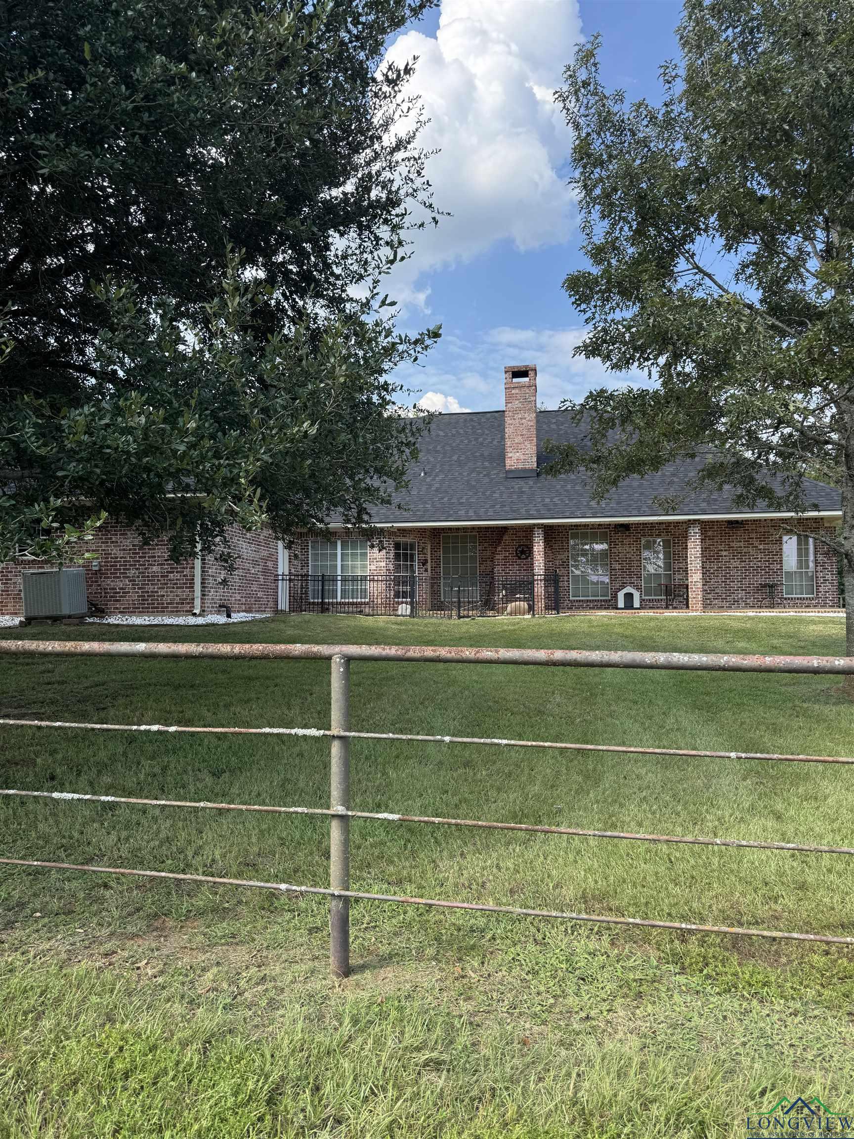 Nacogdoches, Texas, 75964, United States, 4 Bedrooms Bedrooms, ,4 BathroomsBathrooms,Residential,For Sale,1708652