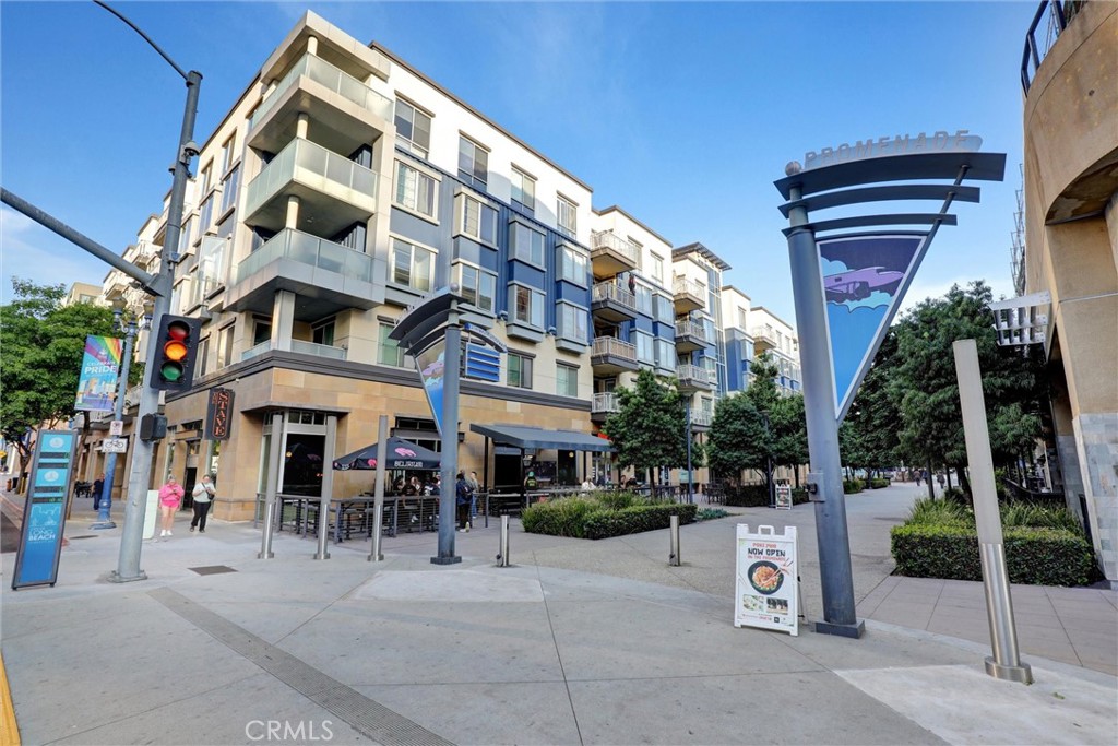 Long Beach, California, 90802, United States, 3 Bedrooms Bedrooms, ,2 BathroomsBathrooms,Residential,For Sale,1921298