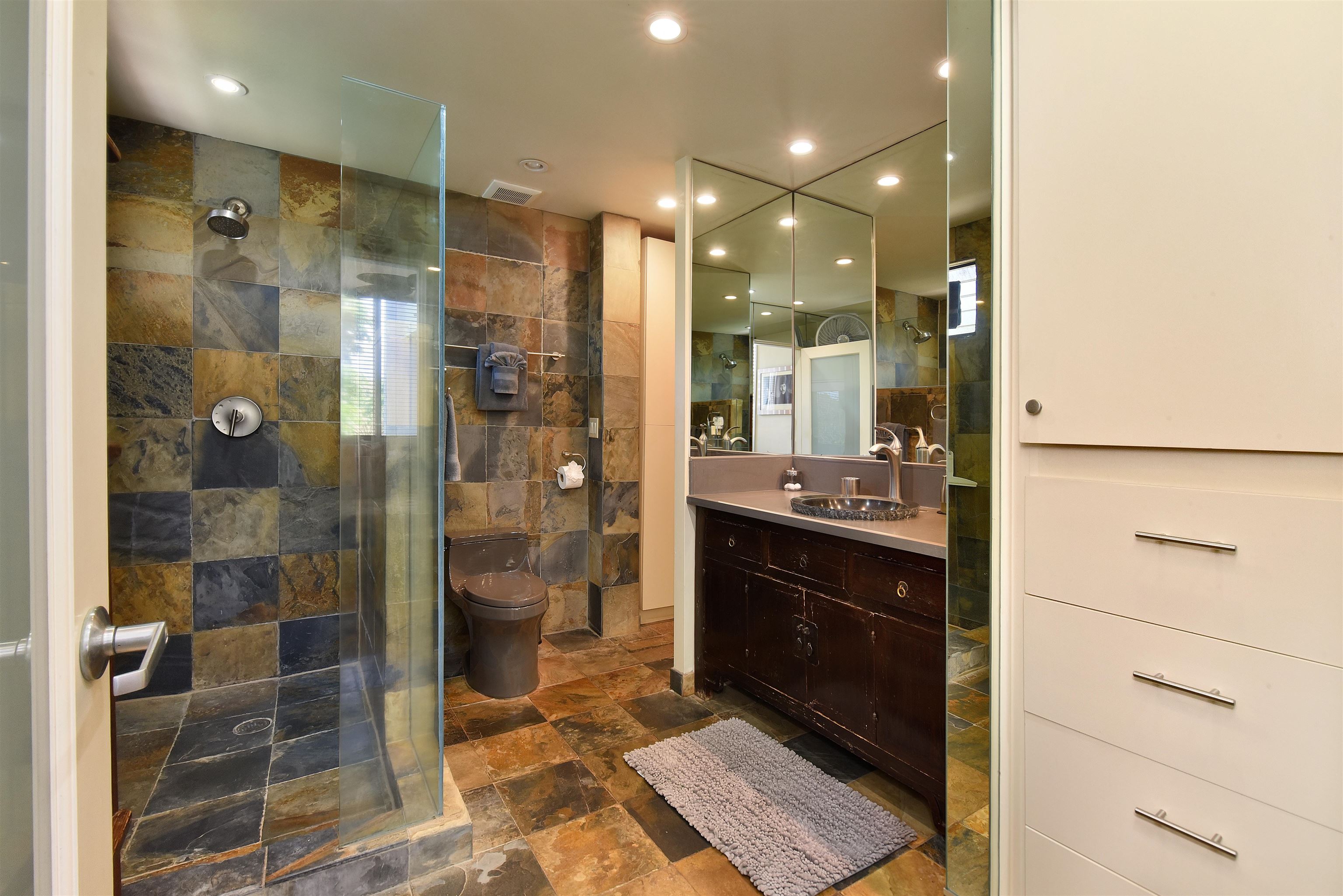 Lahaina, Hawaii, 96761, United States, 1 Bedroom Bedrooms, ,1 BathroomBathrooms,Residential,For Sale,1891036