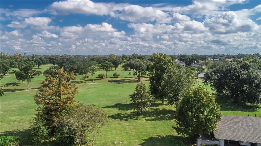 Lake Charles, Louisiana, 70605, United States, 4 Bedrooms Bedrooms, ,4 BathroomsBathrooms,Residential,For Sale,1979416