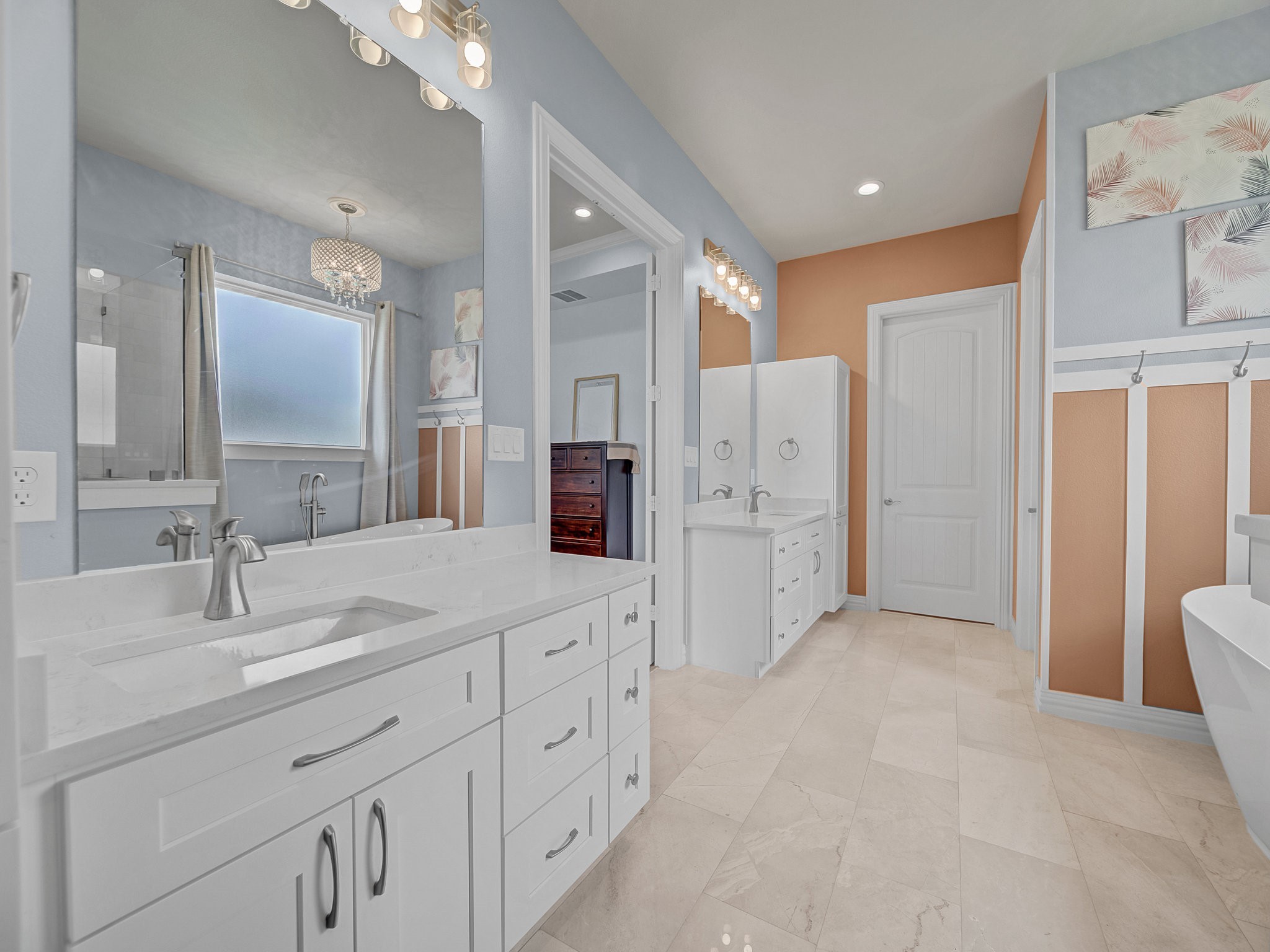 Krum, Texas, 76249, United States, 5 Bedrooms Bedrooms, ,4 BathroomsBathrooms,Residential,For Sale,1795131