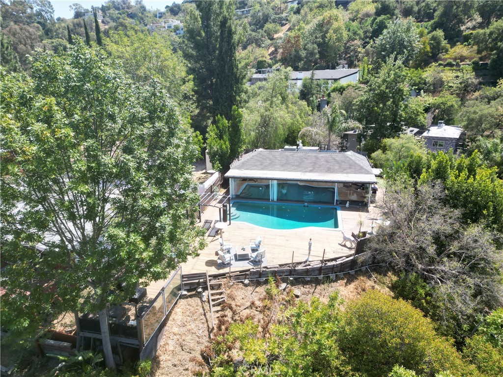 Los Angeles, California, 90068, United States, 2 Bedrooms Bedrooms, ,2 BathroomsBathrooms,Residential,For Sale,1918041