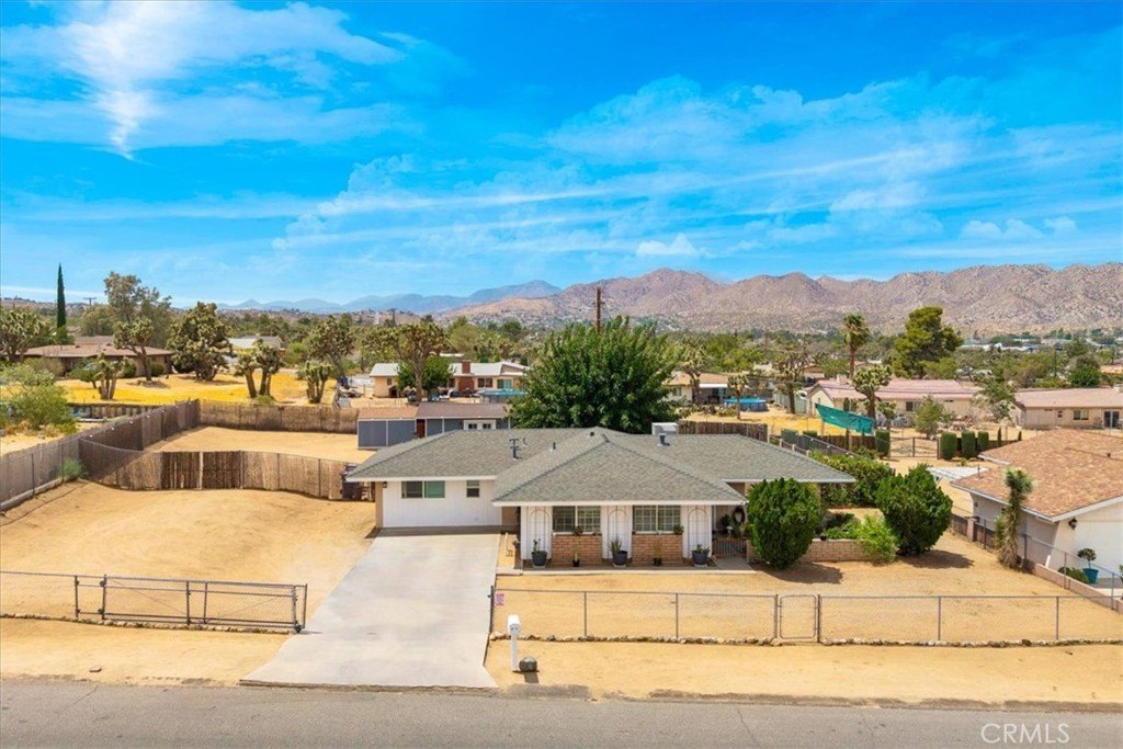 Acoma Trl, Yucca Valley, CA 92284